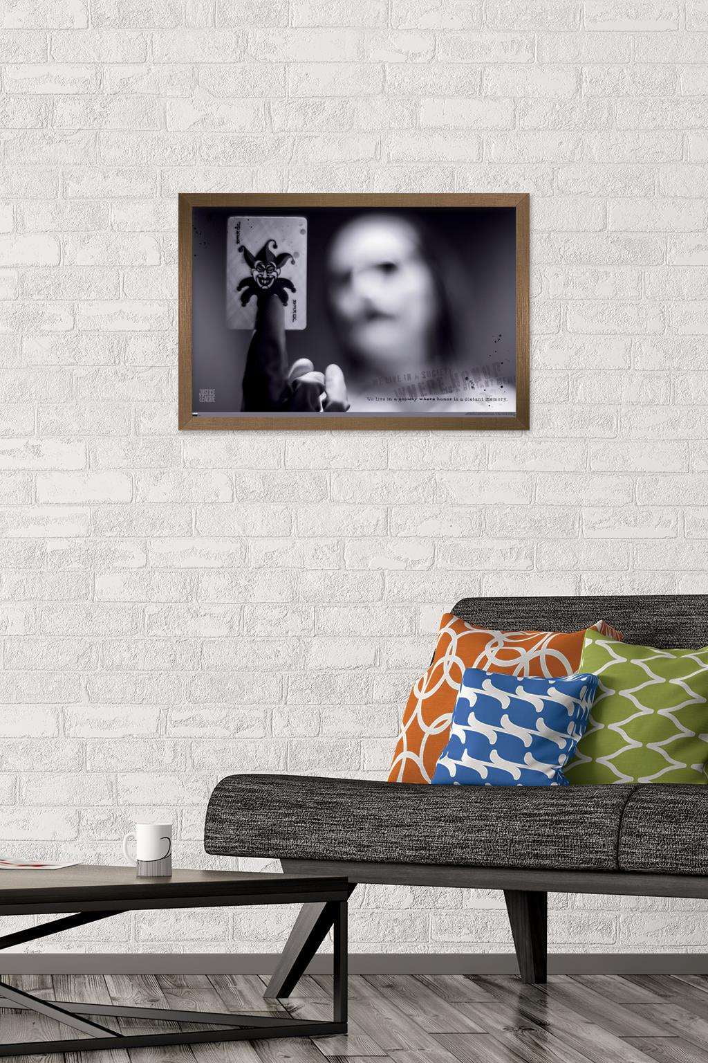 DC Zack Snyder's Justice League - Joker Card Wall Poster, 14.725" x 22.375", Framed