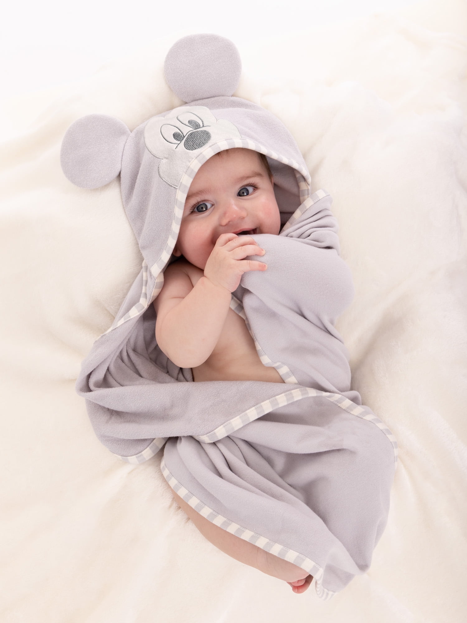 Disney Baby Wishes + Dreams Mickey & Friends Layette Shower Gift Set Bundle, 14-Piece, Sizes NB-12M