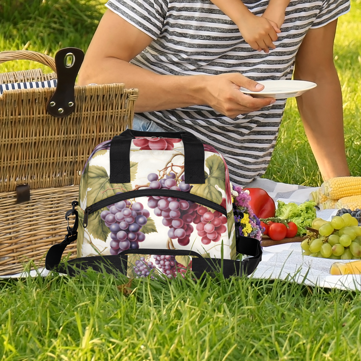Herdesigns Purple Grapes Insulated Lunch Bag for Women Men Adults Large Reusable Lunch Box Leakproof Portable Cooler Tote Bags with Adjustable Shoulder Strap