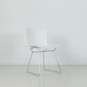 (Set of 2) Wire Mid-century Modern Molded Plastic Side Chair - Contract Grade