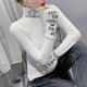 thumbnail image 4 of Camiseta de manga larga con estampado de letras para mujer, camiseta elástica Harajuku ajustada con cuello alto, Camiseta de algodón para mujer, 4 of 5