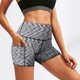 thumbnail image 1 of Moda Mujer Yoga Fitness Pantalones cortos deportivos Estiramiento Bolsillos laterales Cintura alta R Abanopi Pantalones cortos elásticos de yoga, 1 of 7