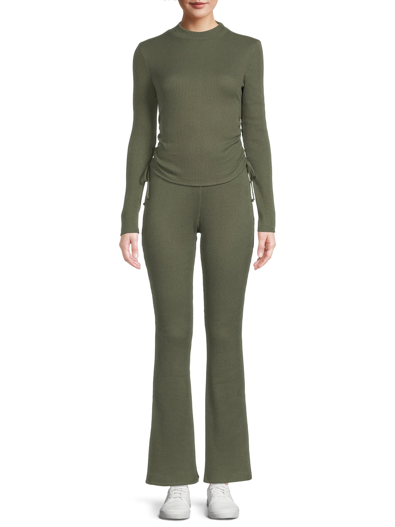 No Boundaries Junior's Mock Neck Top and Flared Pants, 2-Piece Set