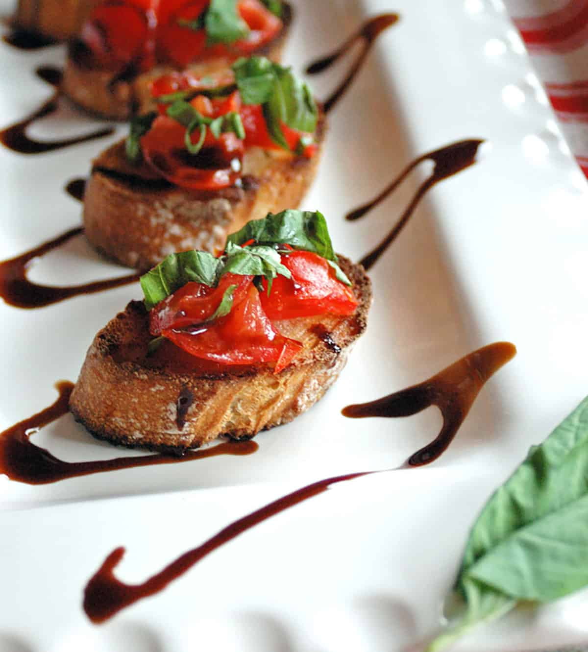 Acetaia Reale Dark Balsamic Glaze - 20 fl oz (600 mL) Italian "Cream" of Balsamic Vinegar