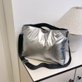 thumbnail image 4 of Bolso Hobo Bandolera Mujer Nylon Plisado Con Multibolsillos, 4 of 9