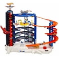thumbnail image 2 of Pista Hot Wheels  Super Ultimate Garage, 2 of 3