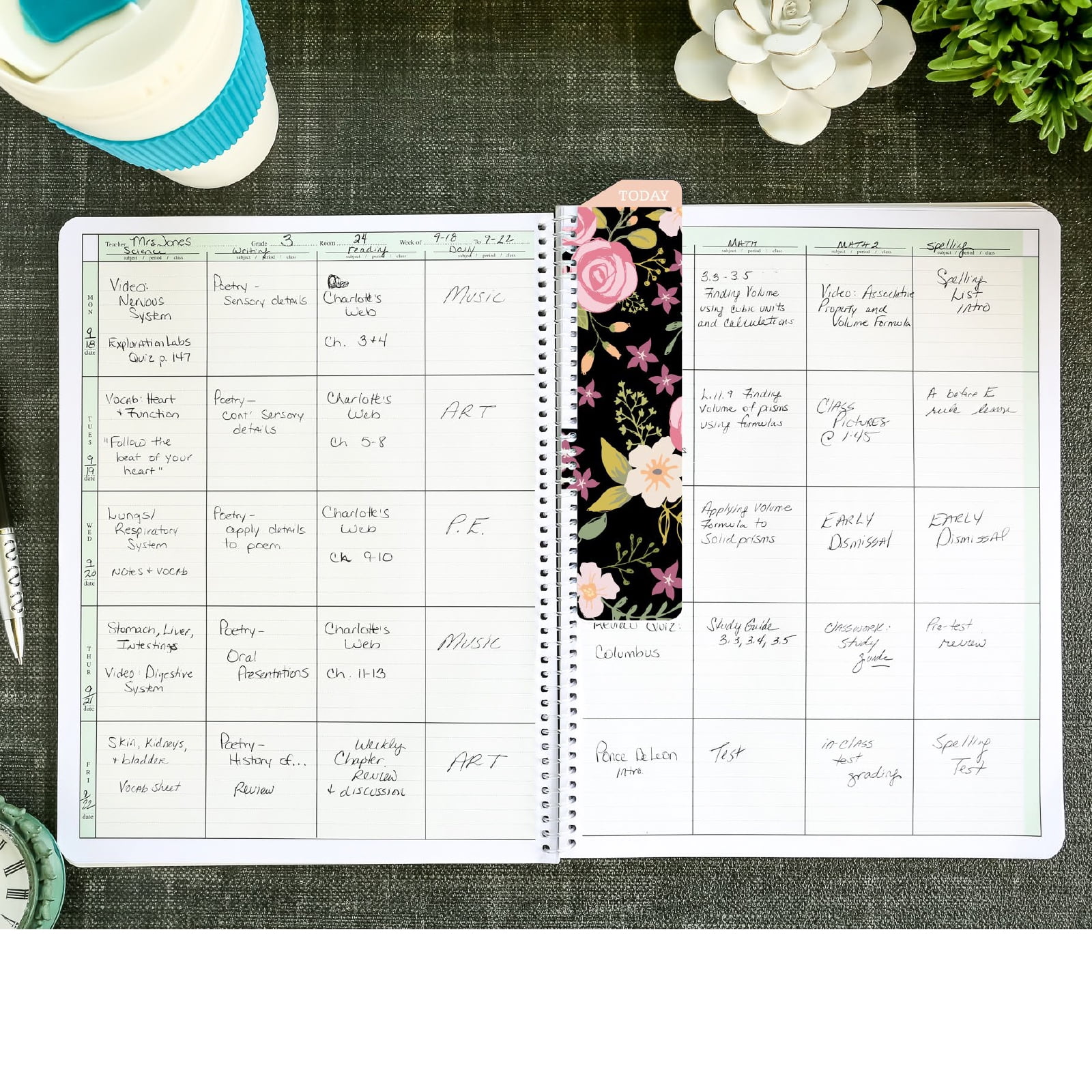 Elan Publishing Company 8.5" x 11" Teacher Lesson Plan Book, Black