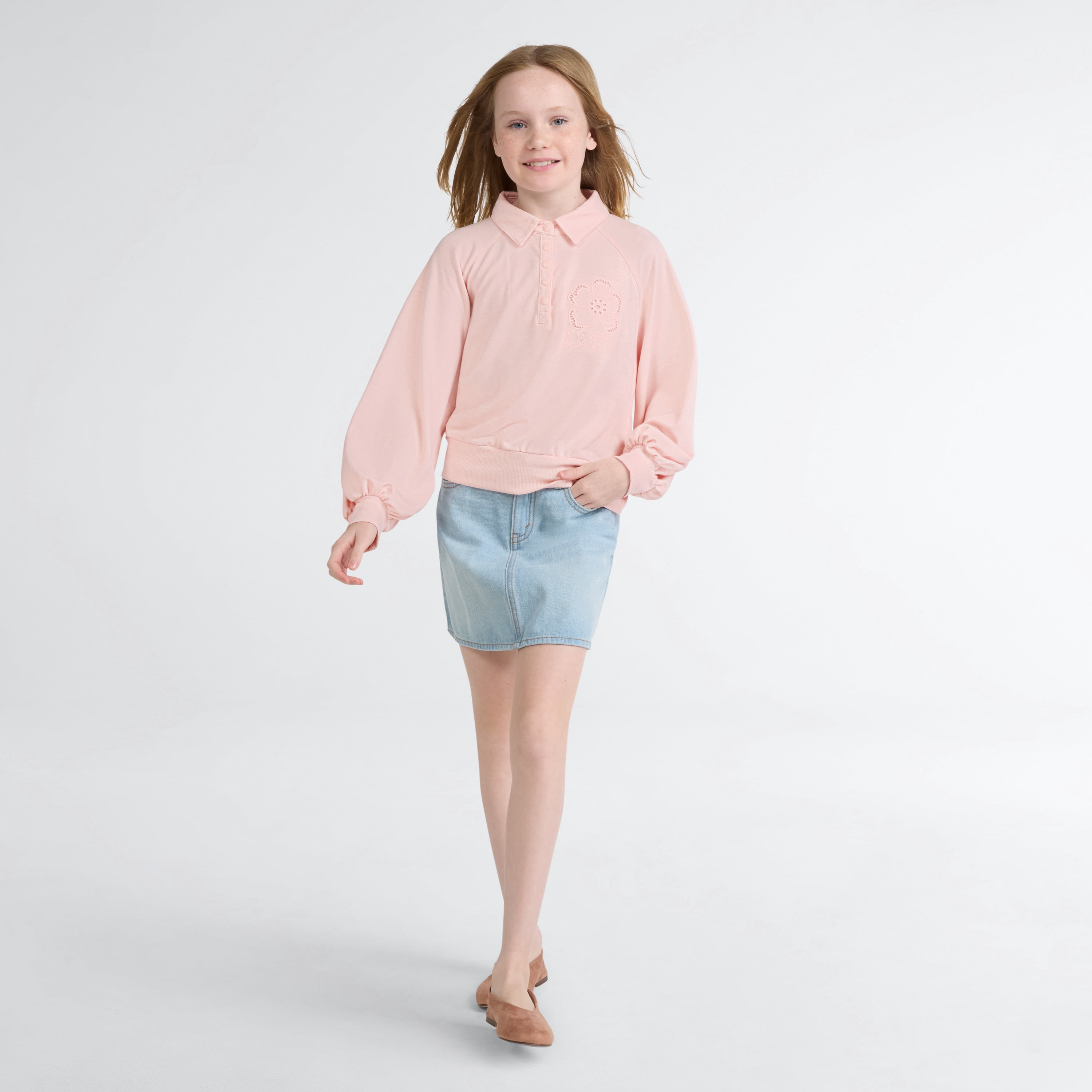 Levi's Girls Long Sleeve Collar Sweatshirt, Sizes 4-16