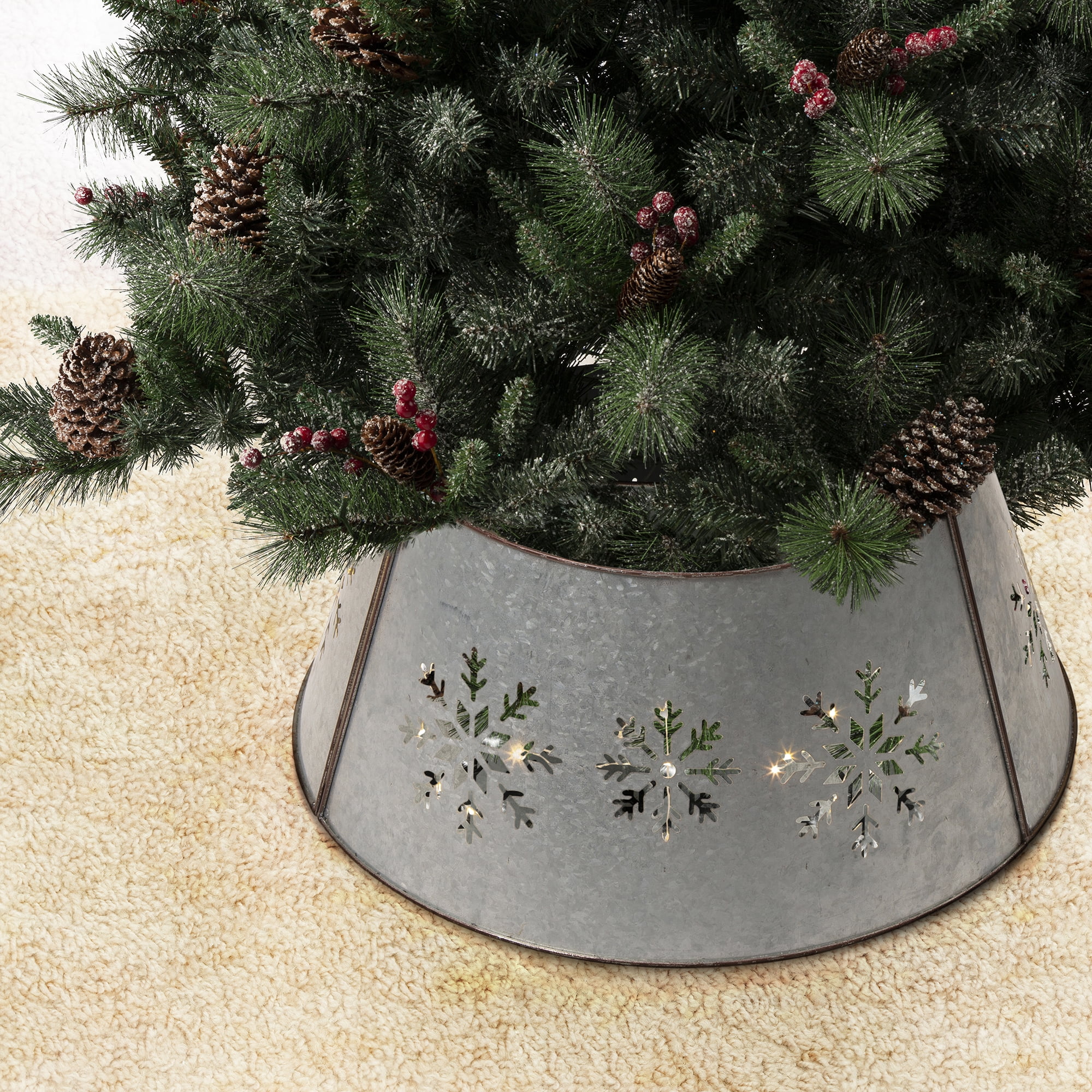 Glitzhome Snowflake Metal Tree Collar with Light String Christmas Tree Collar