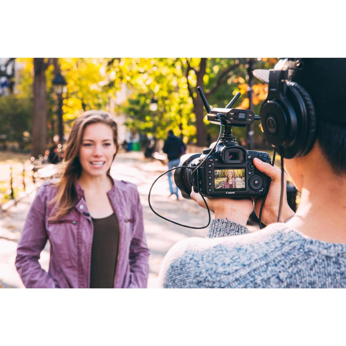 Audio-Technica ATW-1701/L System 10 Camera-Mount Digital Wireless System with Omni Lavalier Microphone