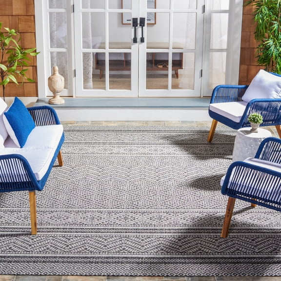 Safavieh Courtyard Eric Geometric Indoor/Outdoor Area Rug, Black/Gray, 10' x 14'