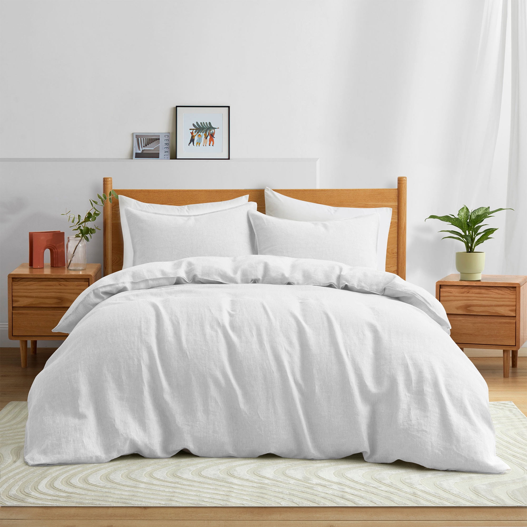 Smart Bedding's Linen Sheets Snap to the Duvet Cover