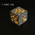 thumbnail image 2 of Minecraft Lanterne LED à Quatre Côtés, Décorative (Or), 2 of 2