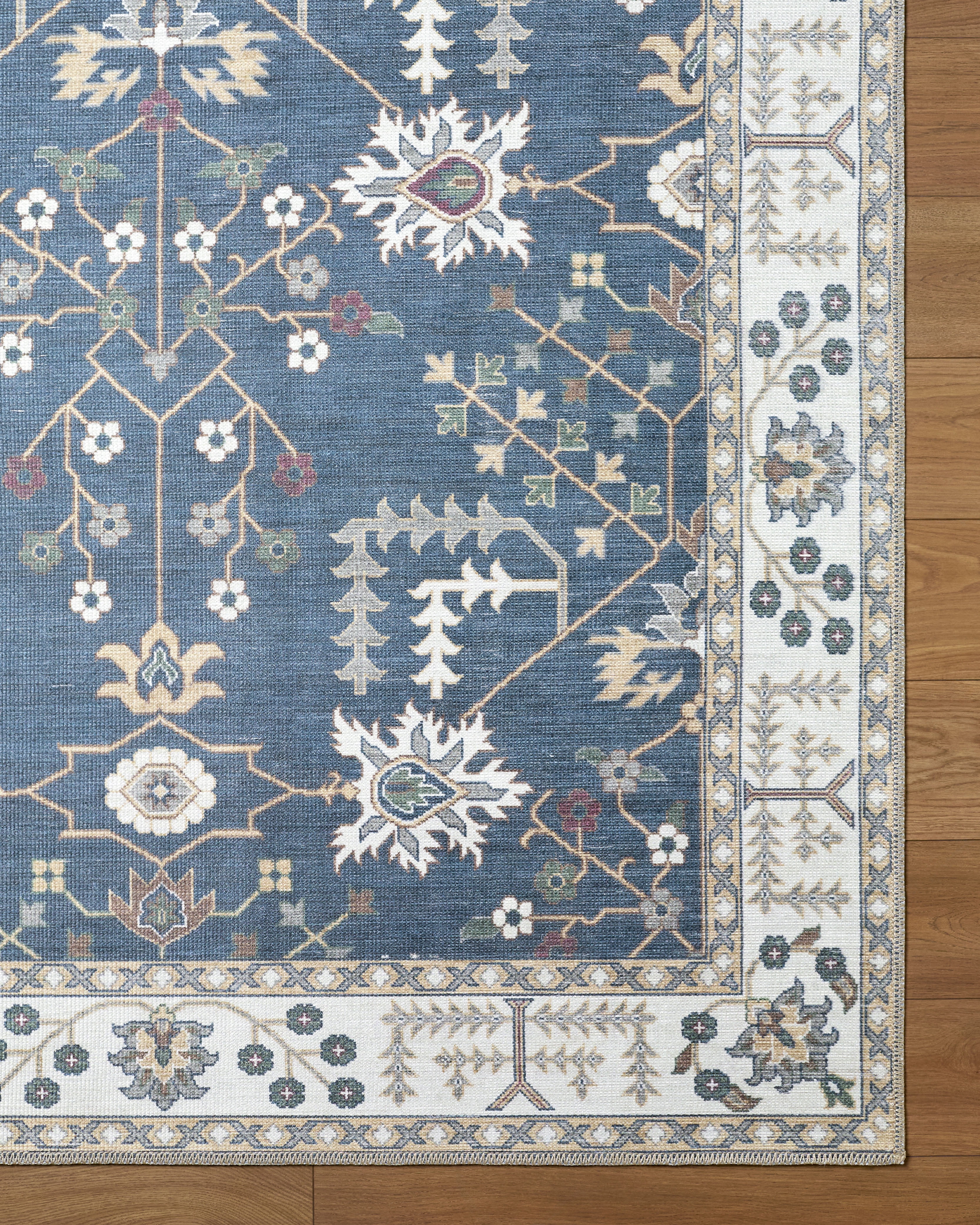 My Texas House Elora 3'11" x 5'7" Area Rug