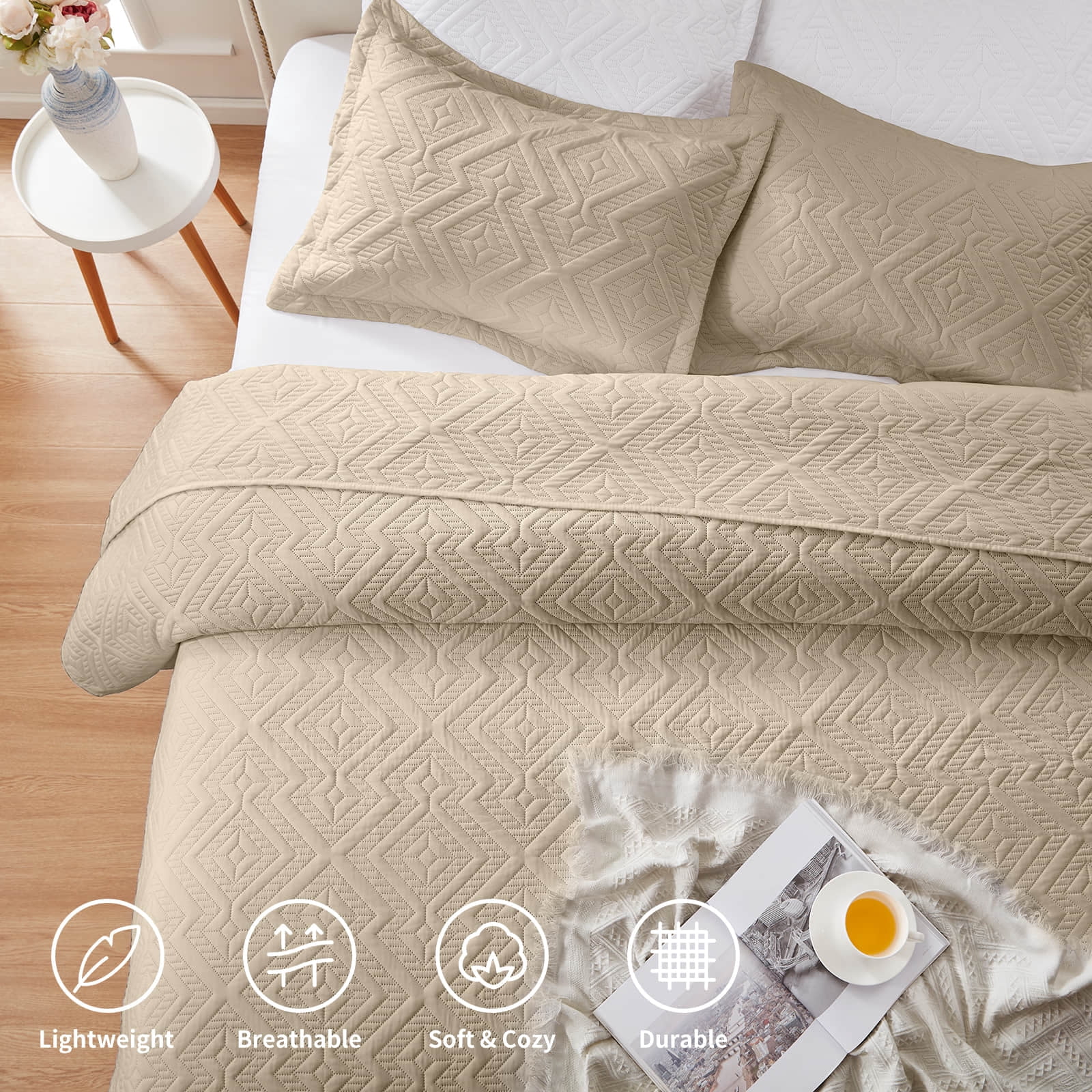 Quilt Set King Size 3 Pieces, Lightweight Beige Bedspread-98''x106'', Soft Microfiber Summer Quilt/Coverlet,Luxurious Warm Bedding Sets for All Seasons (Includes 1 Quilt, 2 Shams)