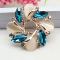 thumbnail image 3 of Joyería de disfraz para mujer, Broche de flores, Pin para mujer, Broche de cristal de moda, Broche de joyería Vintage, 3 of 5
