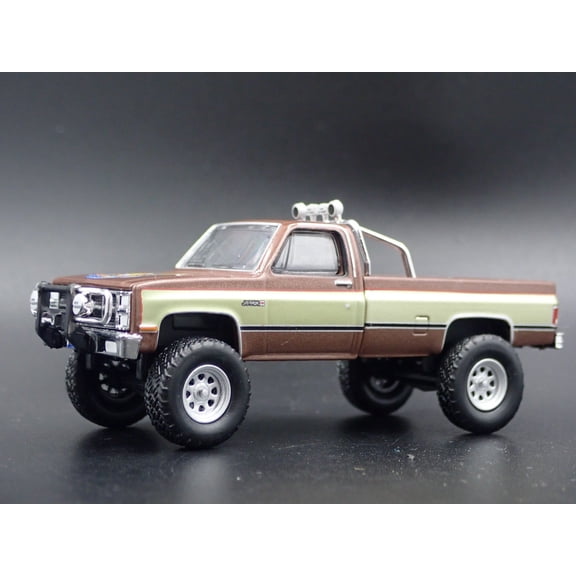 Open Box 1982 82 GMC K2500 4X4 TRUCK FALL GUY SQUAREBODY 1/64 SCALE DIECAST MODEL CAR