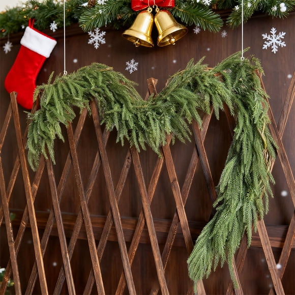 EGNMCR Christmas Decorations, Christmas Ornaments, Christmas Gifts Artificial Norfolk Garlands Real Winter Garland Green Artificial Garland Table Mantle Wall Indoor Outdoor Artificial pine needle