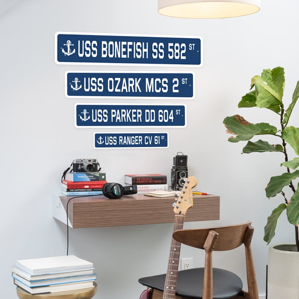 Indoor//Outdoor PATRICIA Street Sign Childrens Name Room Decal