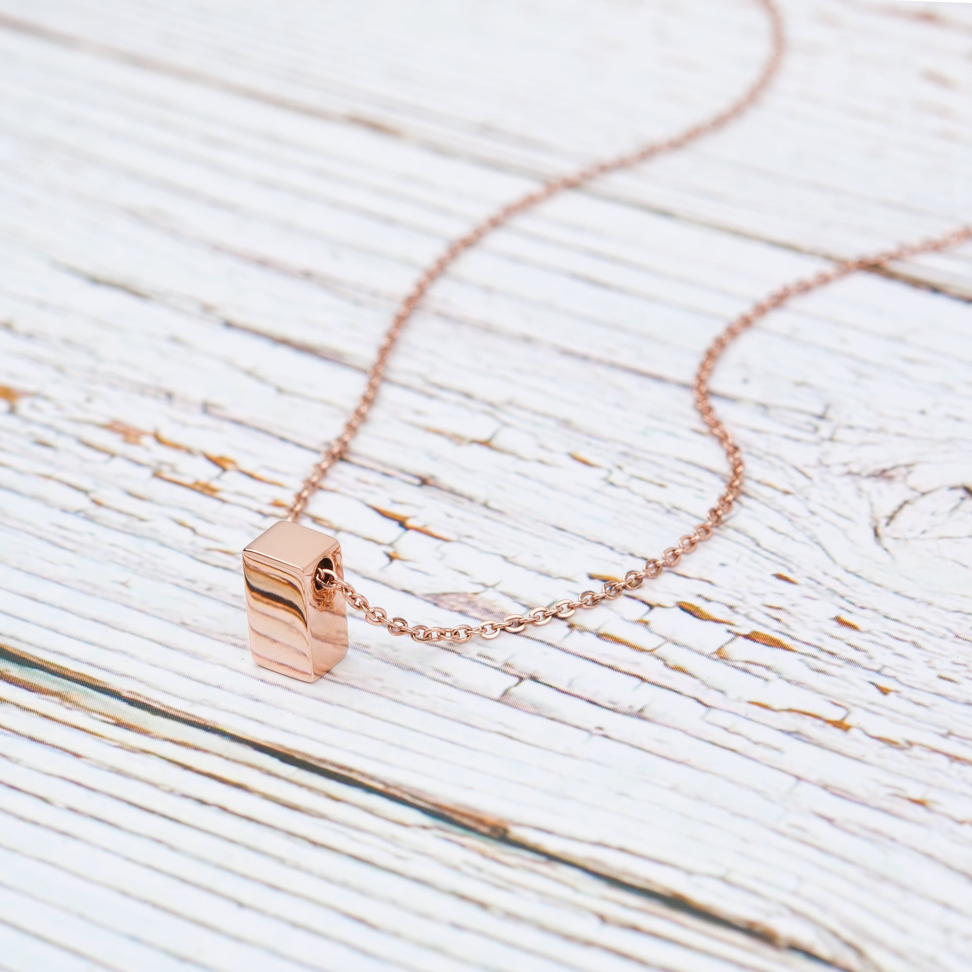 Anavia Step Mom Gift, Gift for Other Mom, Cube Necklace Jewelry Gift, Mothers  Day Gift, Birthday Gift for Her,Two Cube Necklaces with Wish Card [1 Silver  & 1 Rose Gold] 