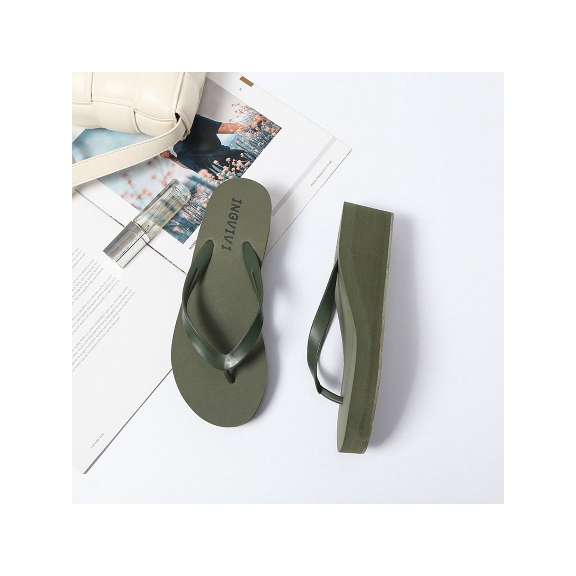 Green flip flops womens online