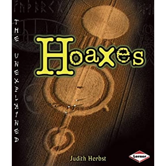 Pre-Owned Hoaxes (Library Binding) 9780822516293