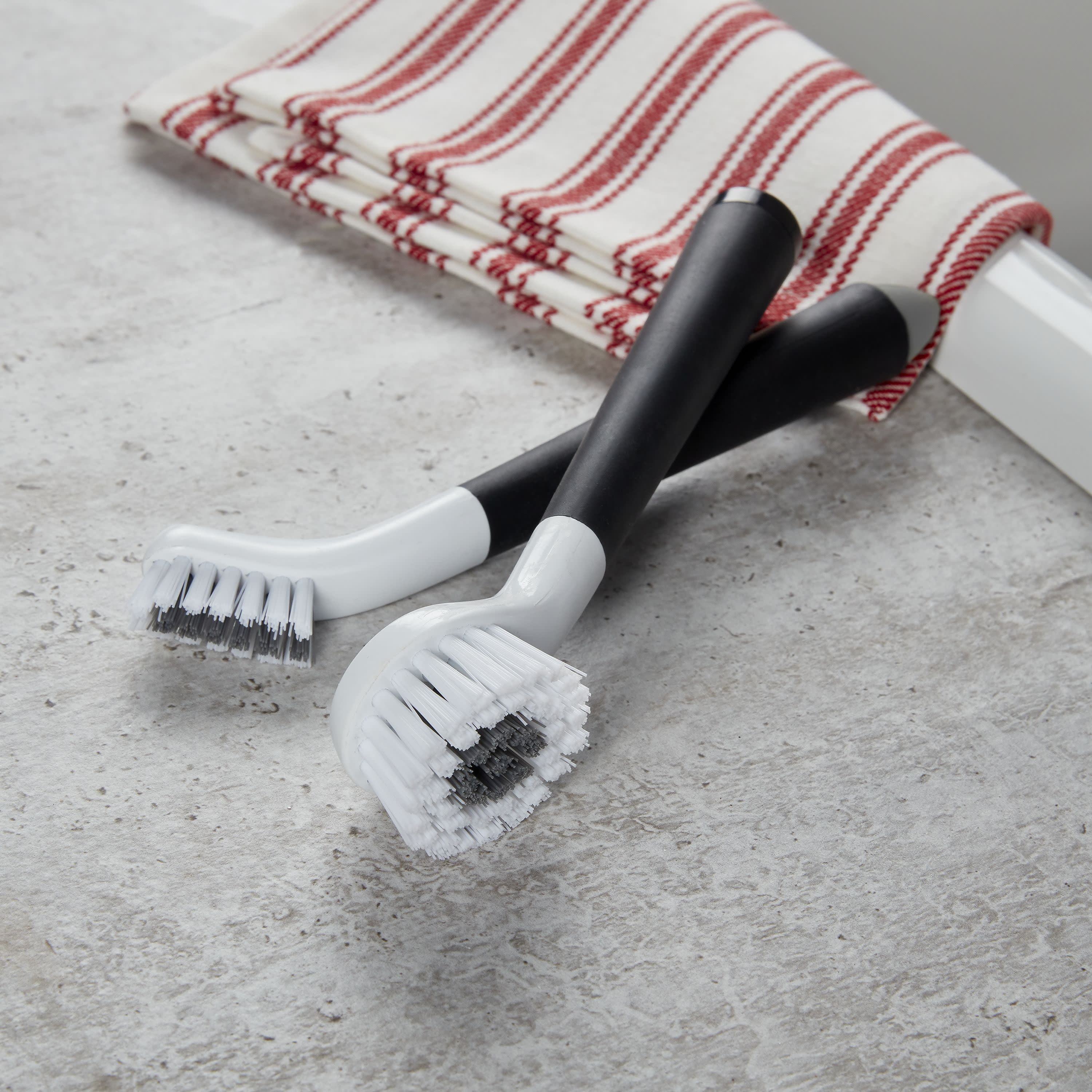 (2 pack) KitchenAid 2-Piece Dish Brush and Gadget Cleaning Brush, Black