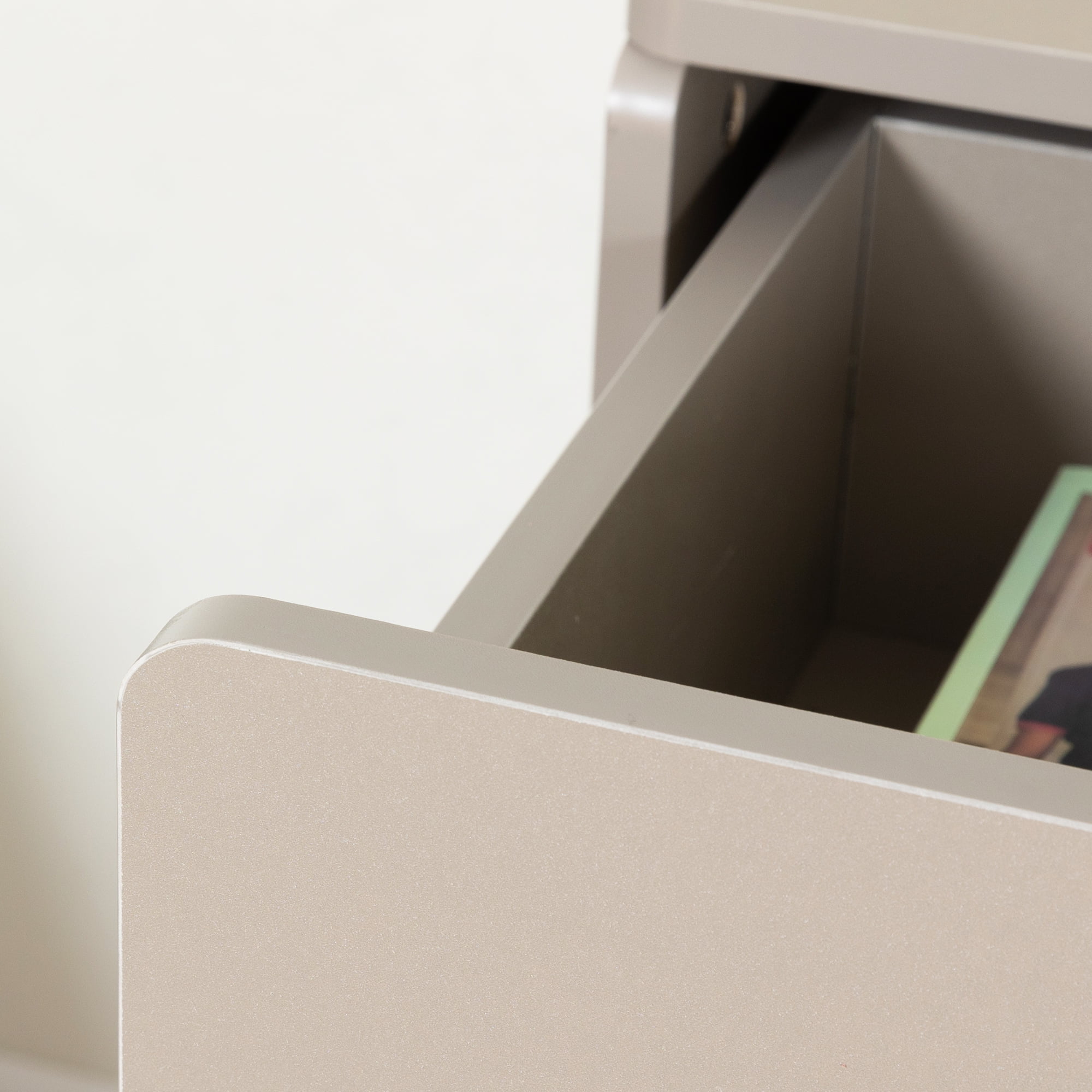 Demi Bonn 6 Drawer Double Dresser, Modern 6 Chest of Drawers with Deep Drawers, Wide Storage Organizer Cabinet for Living Room, Light Gray