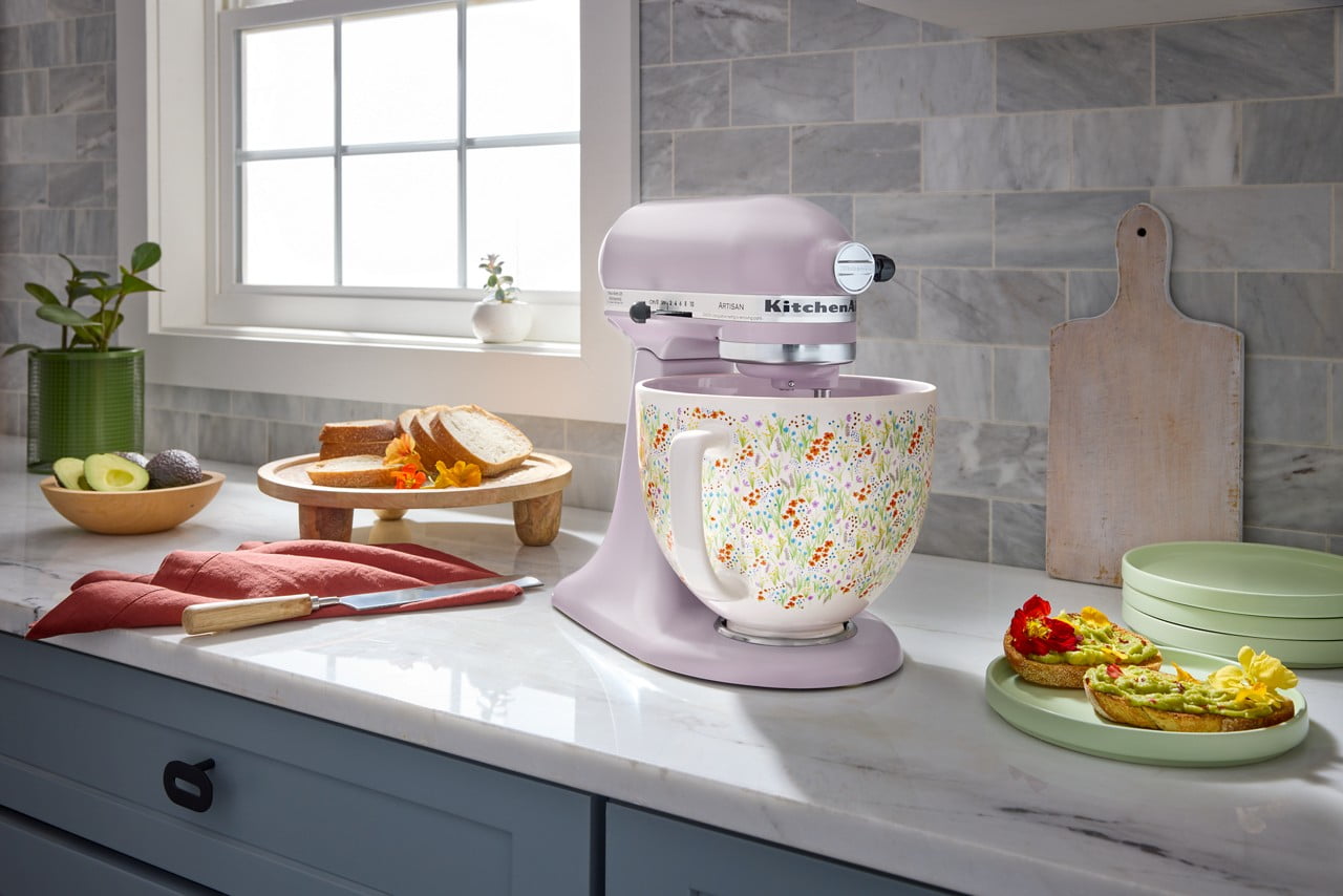 KitchenAid Artisan Series 5 Quart Tilt-Head Stand Mixer
