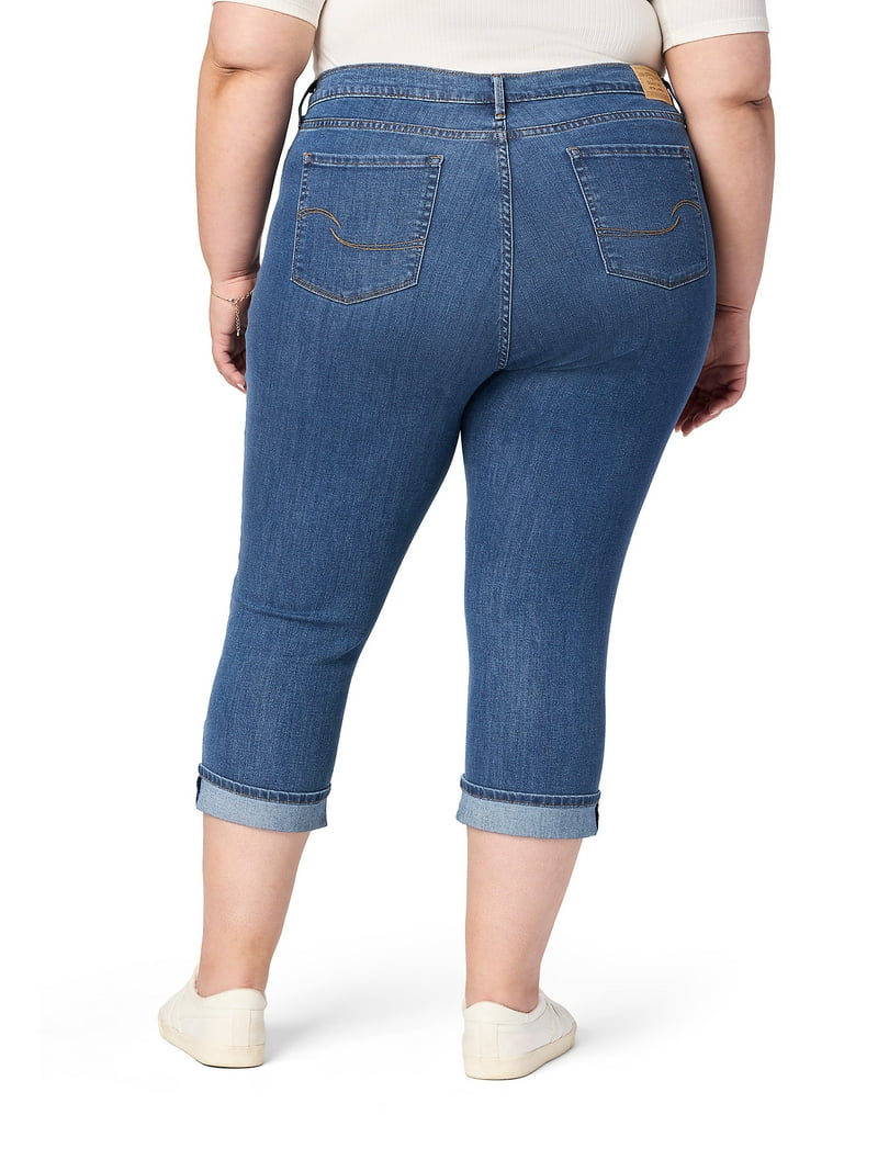 Levi Strauss Signature Women's and Women's Plus Mid Rise Capri