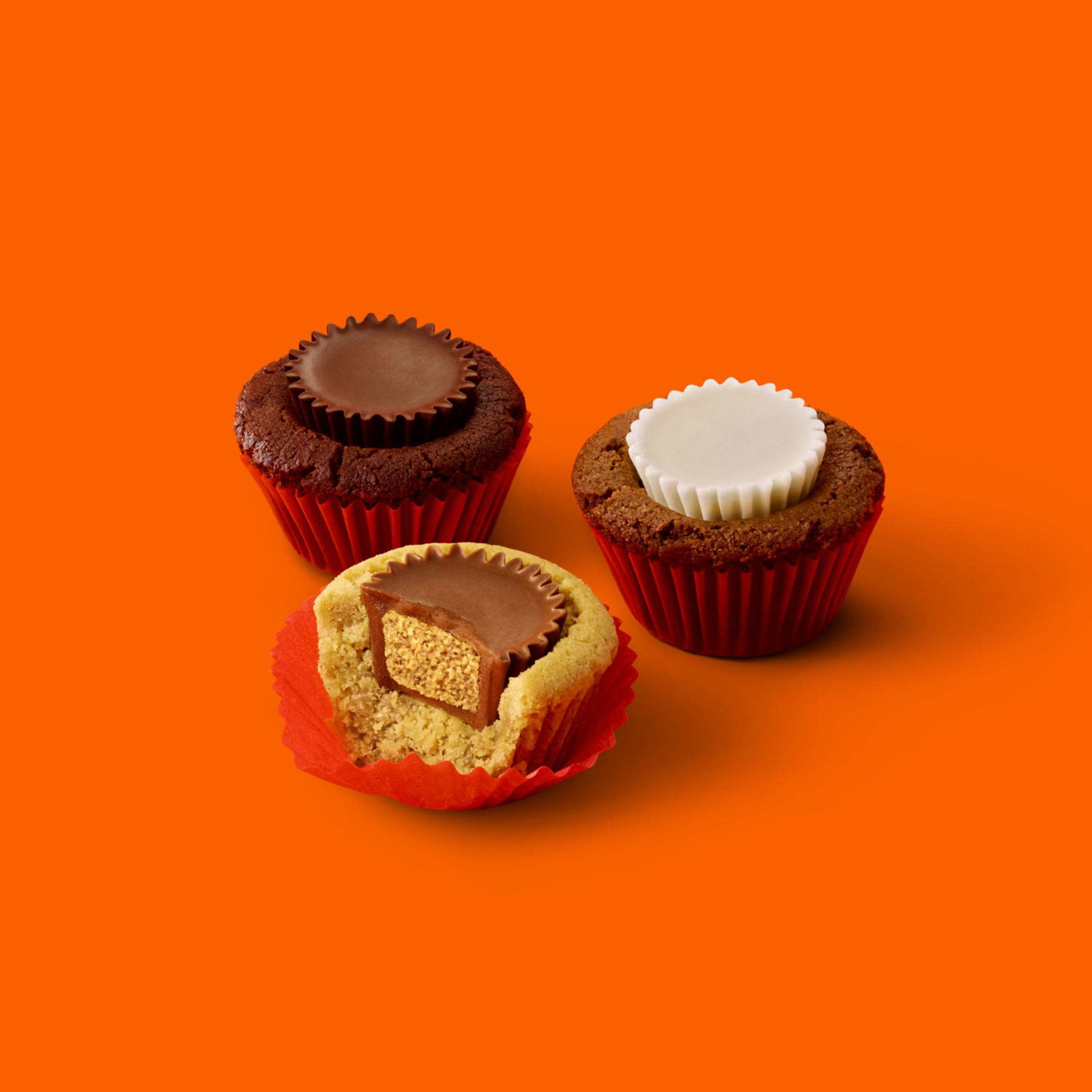 Reese's Miniatures Assorted Peanut Butter Cups - Party Pack - 32.1 oz- Pack of 2