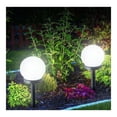 thumbnail image 4 of Luz de paisaje para decoración al aire libre, luces solares con forma de bola redonda únicas para jardín, material impermeable, brillo decorativo para jardín, patio, 2 piezas, 4 of 5
