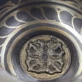 thumbnail image 3 of Ensemble de Bol de Chant Nœud Bouddhiste Bol de Chant et Bâton Ensemble de Bol de Chant en Laiton, 3 of 6