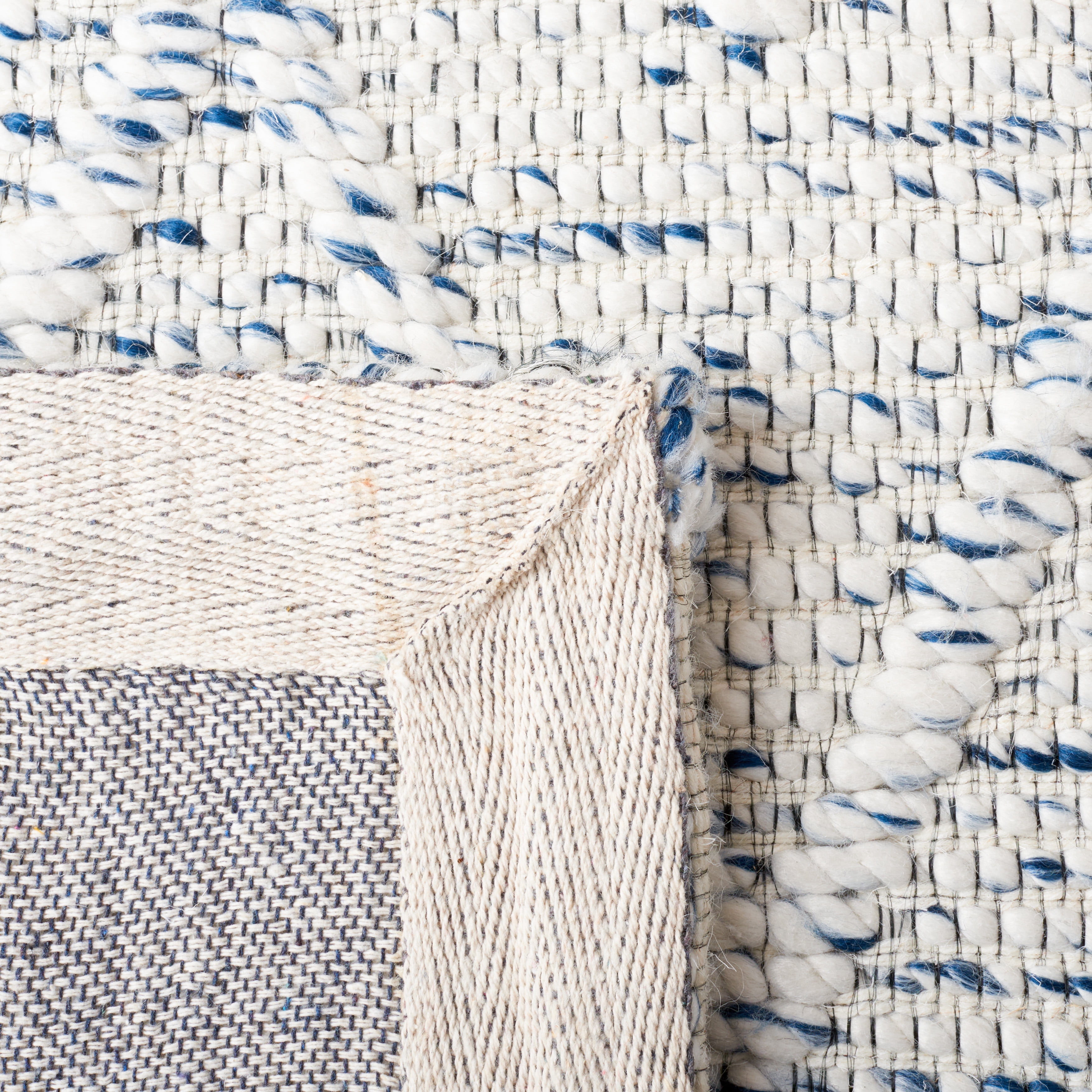 SAFAVIEH Marbella Ciannait Distressed Runner Rug, Blue/Ivory, 2'3" x 8'