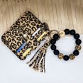 thumbnail image 2 of Pulsera moldeada del llavero del silicón con la cartera de la tarjeta, brazalete elástico del llavero para mujer, 2 of 5
