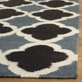 thumbnail image 4 of Safavieh Dhurries Caden Geometric Wool Area Rug, Blue/Navy, 5' x 8', 4 of 11