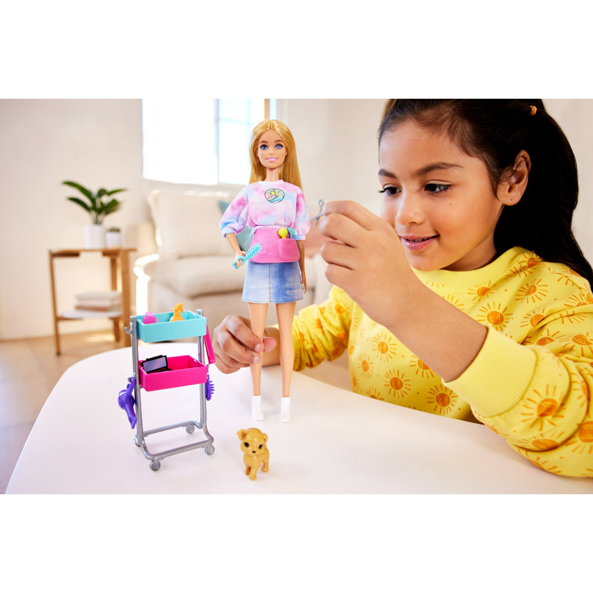 Barbie “Malibu” Stylist Doll & 14 Accessories Playset, Hair & Makeup Theme with Puppy & Styling Cart