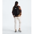 thumbnail image 4 of Mochila THE NORTH FACE Surge Commuter Laptop para mujer, color negro, 4 of 6