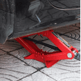 thumbnail image 4 of Gato Mecanico De Tijera (2000 Kg) Con Manija De Trinquete Rojo, 4 of 5