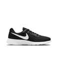 thumbnail image 4 of Zapatillas deportivas Nike Tanjun de corte bajo para hombre, color blanco y negro, material reciclable, 4 of 5