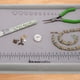 thumbnail image 2 of Bandeja y tapete Treasure Mat para hacer joyas The Beadsmith, 2 of 7