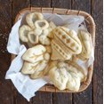 thumbnail image 4 of Sellos para galletas Nordic Ware Holiday Cast, redondos, 3 cm, plateados, 4 of 7