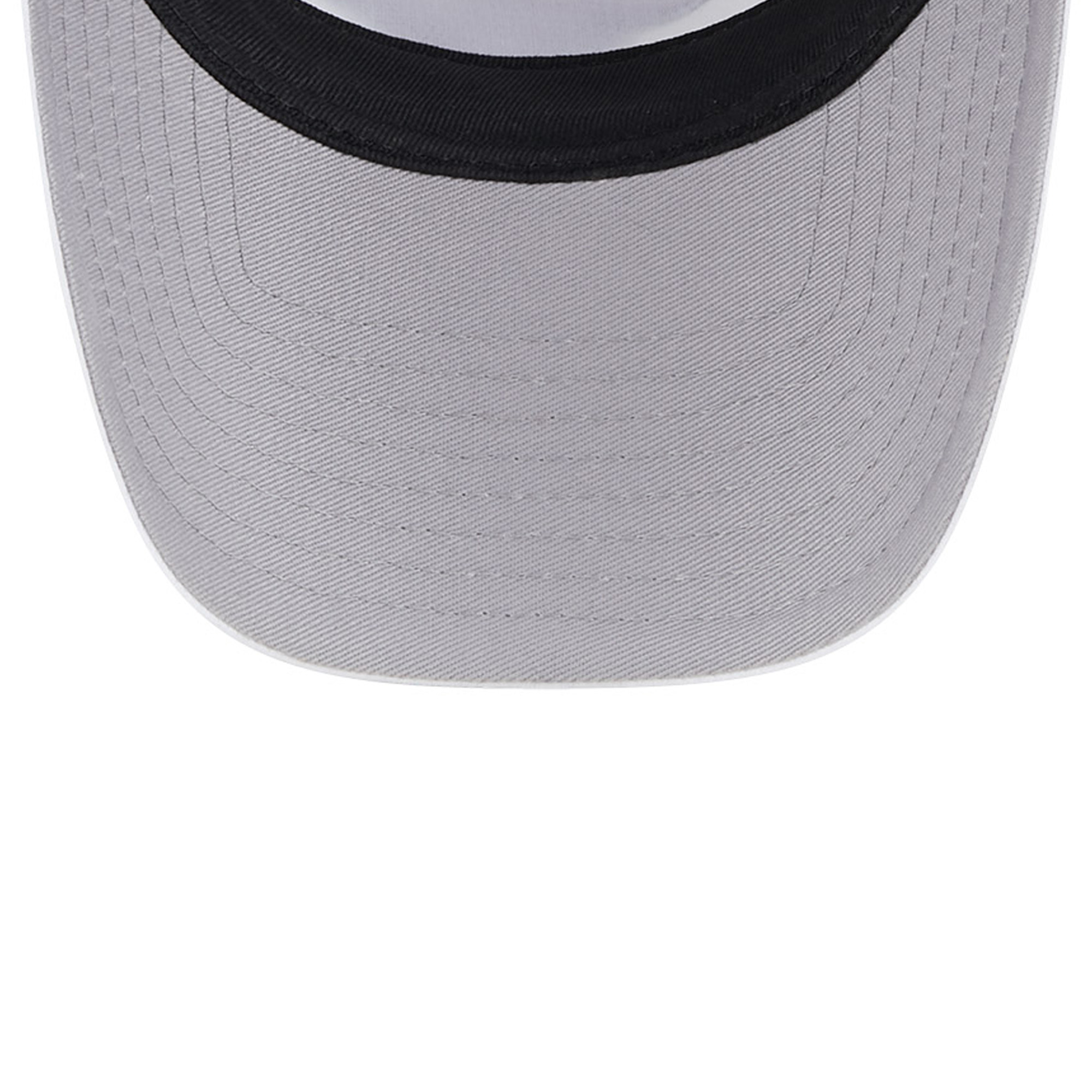 Men's New Era White/Black Chicago Bulls Court Sport Foam A-Frame 9FORTY Adjustable Trucker Hat