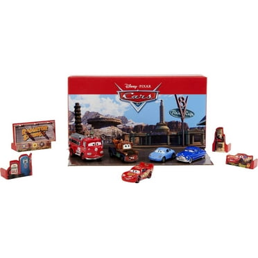 Disney Pixar Cars Vehicle 5-Pack Collection with 4 Character Toy Cars & 1 Red Fire Truck