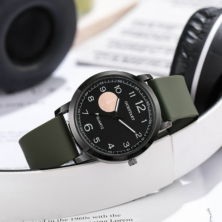 Waroomhouse High Accuracy Timepiece Men Quartz Watch Round Dial Formal Business Style Silicone Strap Smooth Surface Accurate Time Wristwatch Commute