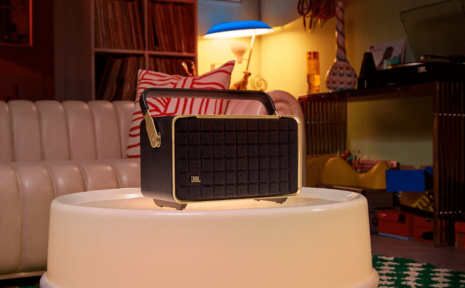 JBL Authentics 300 - Portable smart home speaker with Wi-Fi, Bluetooth and voice assistants with retro design. - Black