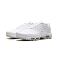 thumbnail image 2 of NIKE MENS Air Max Plus Golf "Triple White" FZ4150 100 FZ4150 100 from Stadium Goods, 2 of 8