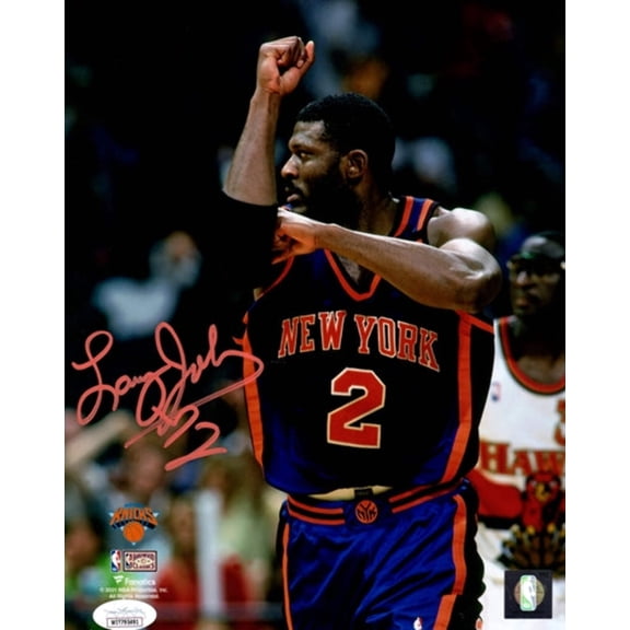 Larry Johnson Autographed New York Knicks (Big L) 8x10 Photo - JSA