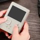 thumbnail image 1 of Fiudx Ofertas relámpago Consola de juegos retro portátil con batería portátil Consola de juegos portátil de 3,5 pulgadas Aproximadamente 1000 en una consola de juegos portátil se duplica y admite con, 1 of 7