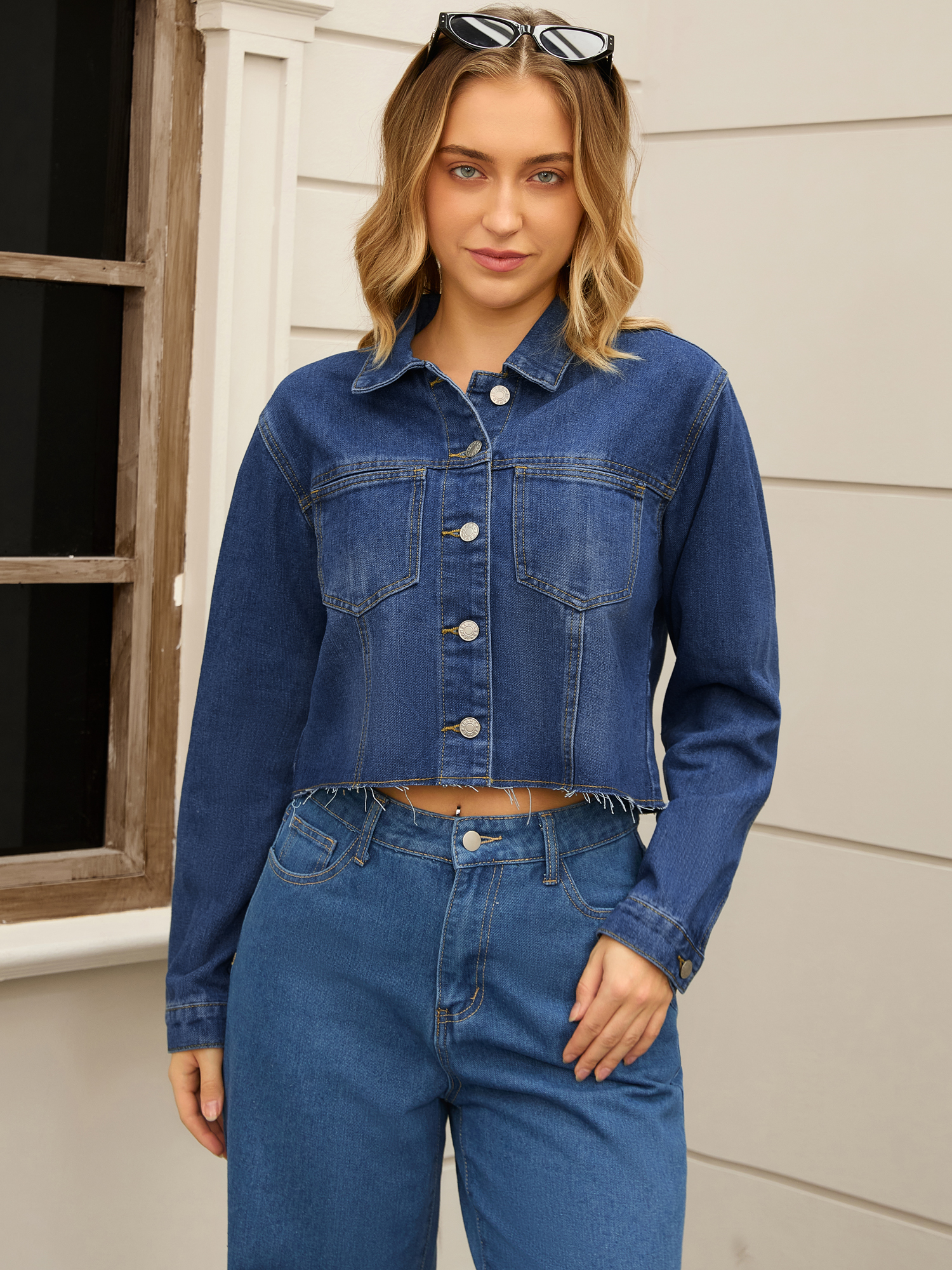 DARING DIVA Women's Cropped Washed Lightweight Frayed Hem Denim Jacket 2XL Dark Blue